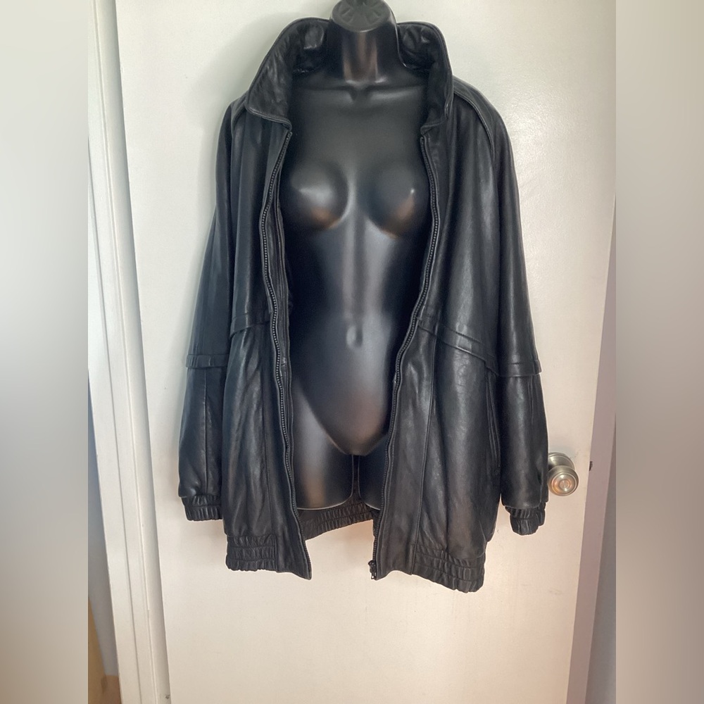 Vintage Black Genuine Leather Jacket with Genuine Opossum Fur Trim Insert L - Picture 2 of 16